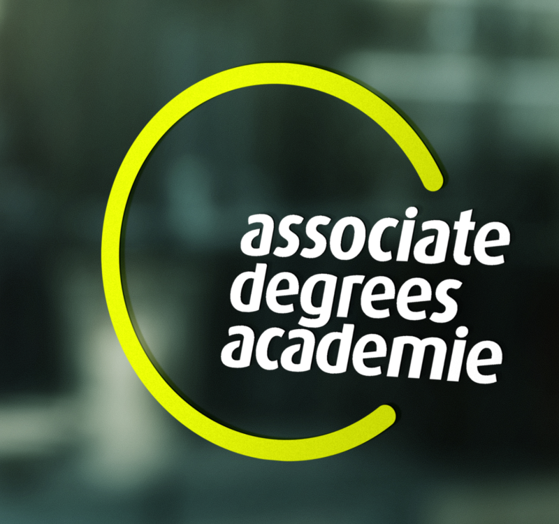 Een Associate degrees Academie 'Voor elkaar'